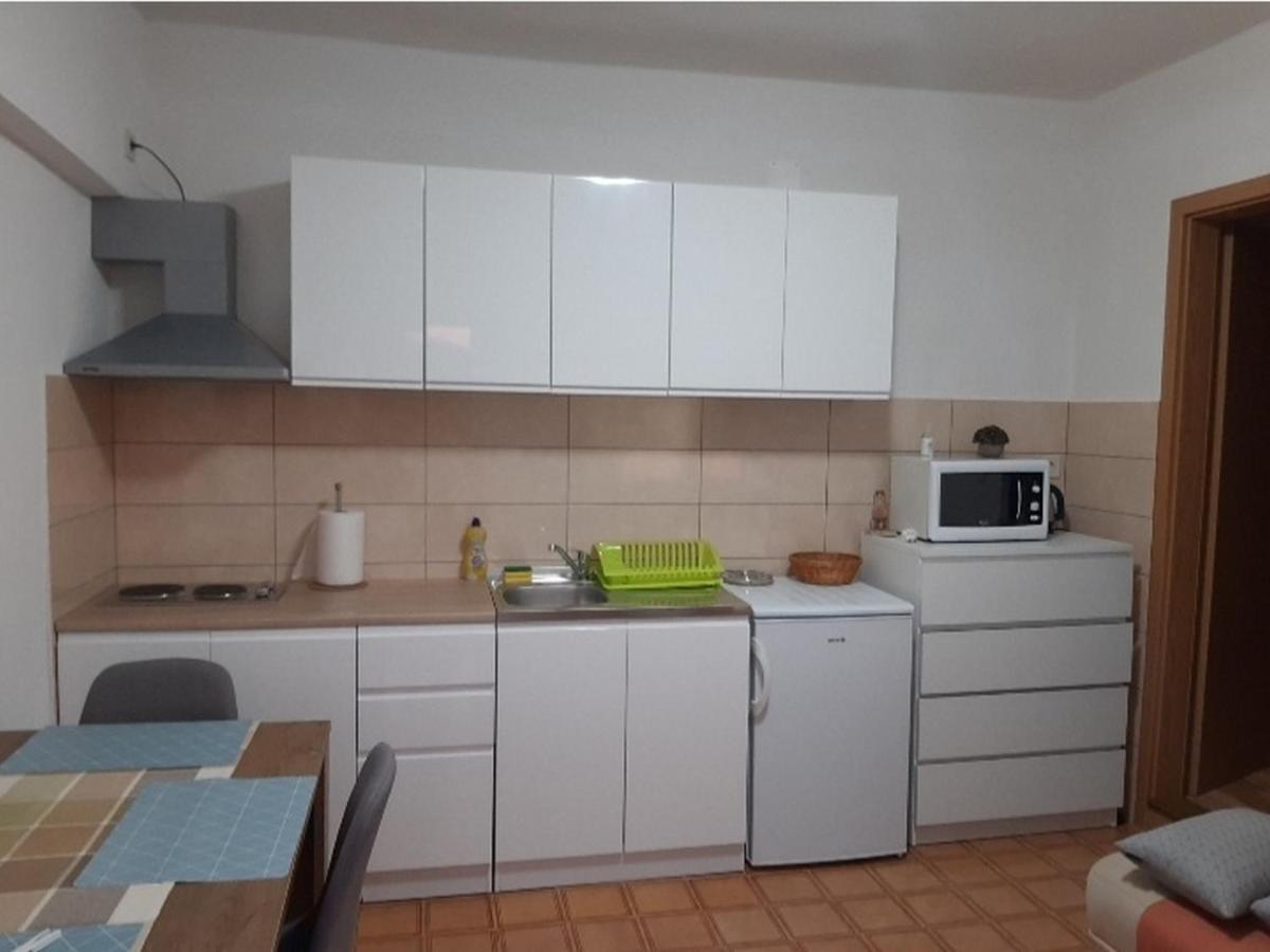 Apartment Pascal Janjina Esterno foto